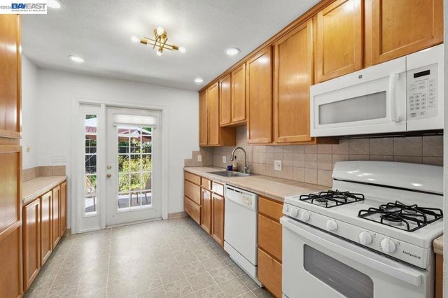 43449 Jerome Ave, Fremont, CA 94539