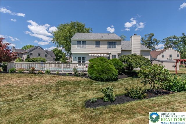 5110 Adriana Court, Upper Saucon Twp, PA 18034