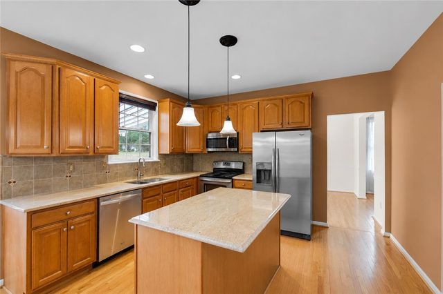 5110 Adriana Court, Upper Saucon Twp, PA 18034