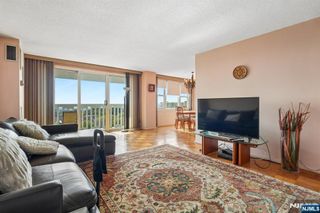 555 North Avenue 10-G, Fort Lee, NJ 07024