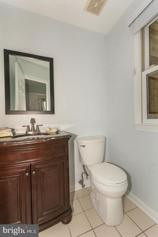 8035 GALLA KNOLL CIR, Springfield, VA 22153