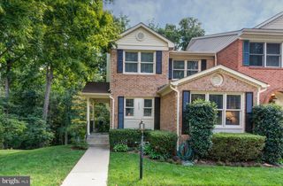 8035 GALLA KNOLL CIR, Springfield, VA 22153