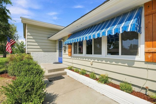 2116 W Gordon Ave, Spokane, WA 99205