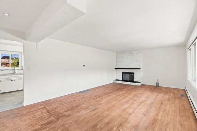 2116 W Gordon Ave, Spokane, WA 99205