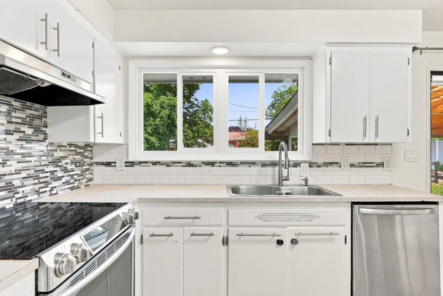2116 W Gordon Ave, Spokane, WA 99205