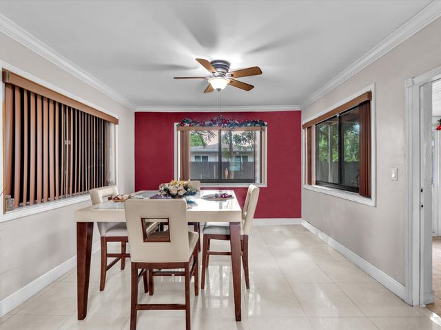 6631 SW 24th St, Miramar, FL 33023