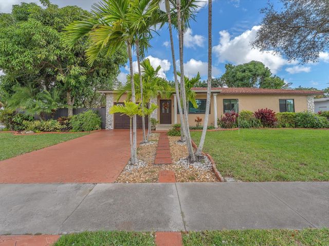 6631 SW 24th St, Miramar, FL 33023