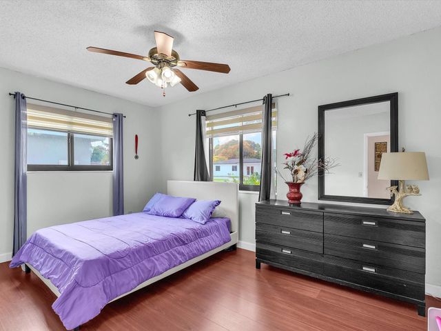 6631 SW 24th St, Miramar, FL 33023