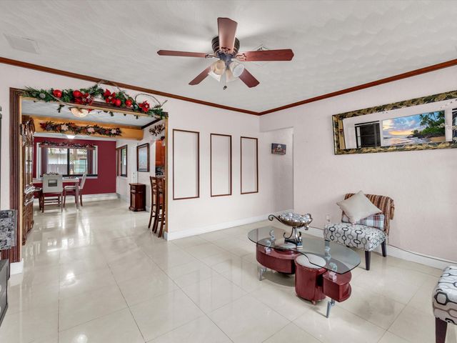 6631 SW 24th St, Miramar, FL 33023