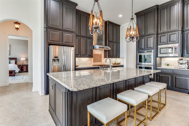 6809 Strauss, Colleyville, TX 76034