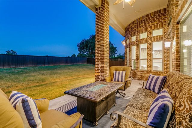 6809 Strauss, Colleyville, TX 76034