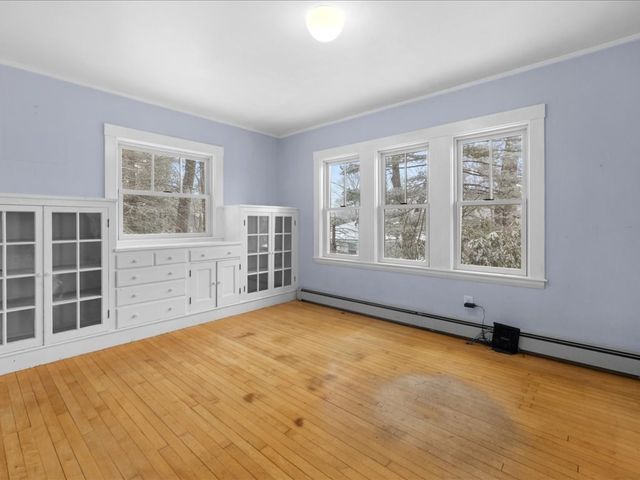 207 Pleasant Street, Milton, MA 02186