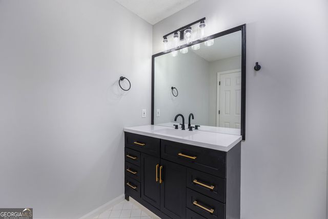 275 Mosby Woods Drive, Newnan, GA 30265