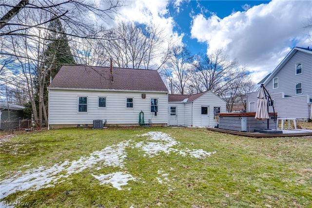 3355 Sycamore Drive, Stow, OH 44224