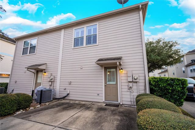 850 W Heights Hollow Lane, Houston, TX 77007