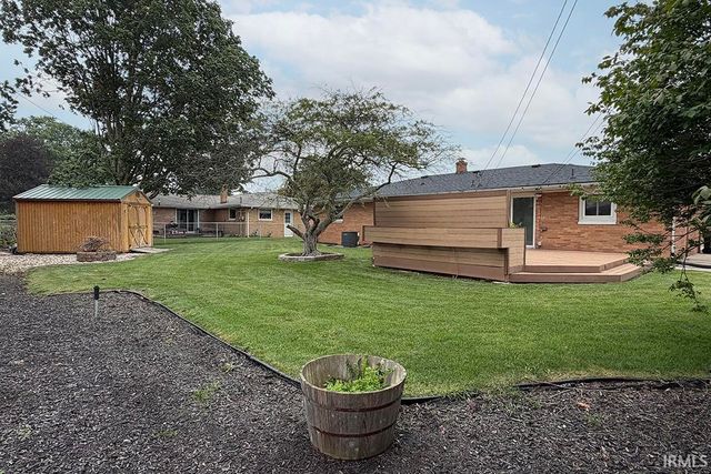 2521 Riverview Place, Elkhart, IN 46516