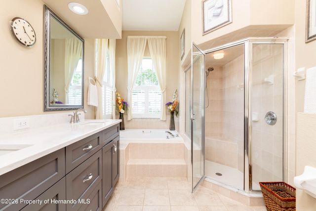 5318 Legend Hills Lane, Spring Hill, FL 34609