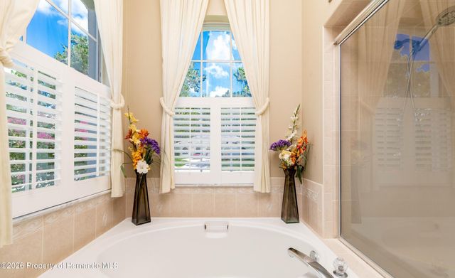 5318 Legend Hills Lane, Spring Hill, FL 34609