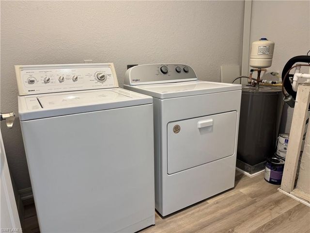 3235 Cypress Glen WAY 309, Naples, FL 34109