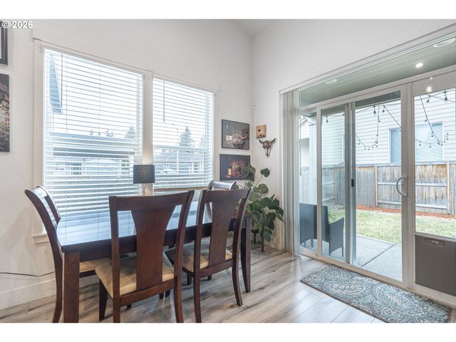 1713 N KALAPUYA Pl, Lafayette, OR 97127