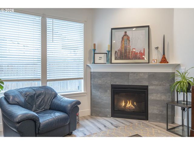 1713 N KALAPUYA Pl, Lafayette, OR 97127