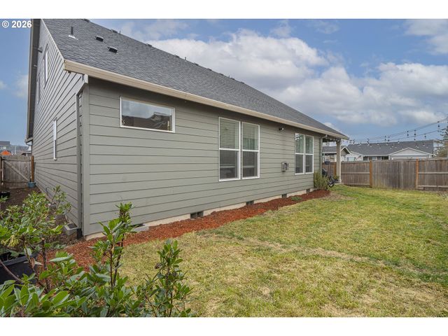 1713 N KALAPUYA Pl, Lafayette, OR 97127