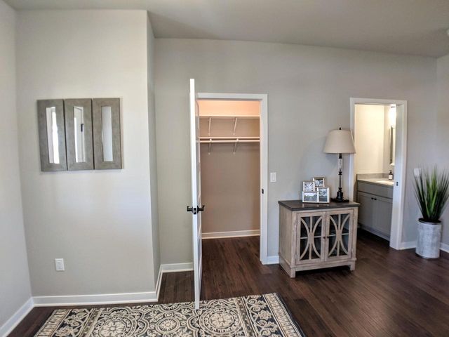 6651 Wagtail Way, Middleton, WI 53562