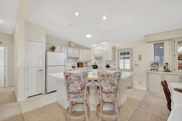 706 TANGERINE DRIVE, Lady Lake, FL 32159