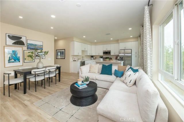 14405 Maraschino Avenue, Fontana, CA 92335