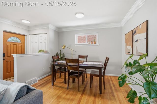 1333 Fontaine Avenue, Madison Heights, MI 48071