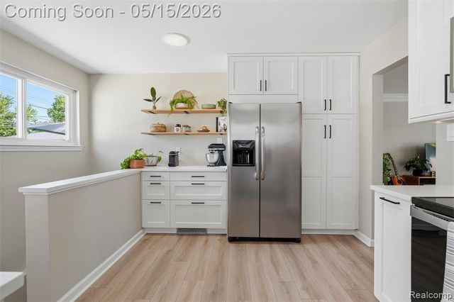 1333 Fontaine Avenue, Madison Heights, MI 48071