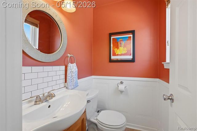 1333 Fontaine Avenue, Madison Heights, MI 48071