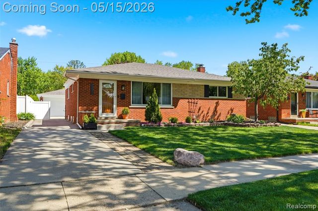 1333 Fontaine Avenue, Madison Heights, MI 48071