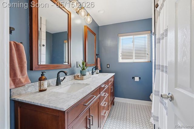 1333 Fontaine Avenue, Madison Heights, MI 48071