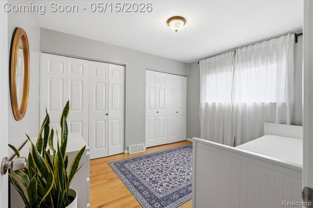 1333 Fontaine Avenue, Madison Heights, MI 48071