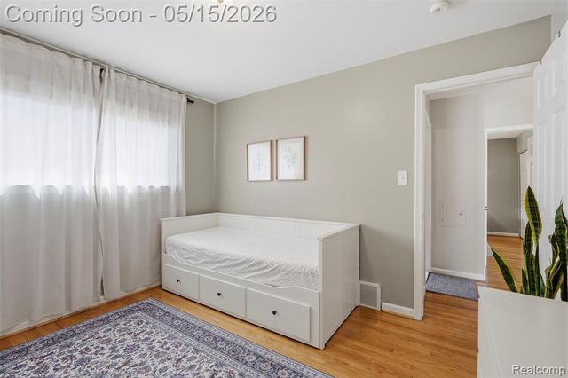 1333 Fontaine Avenue, Madison Heights, MI 48071