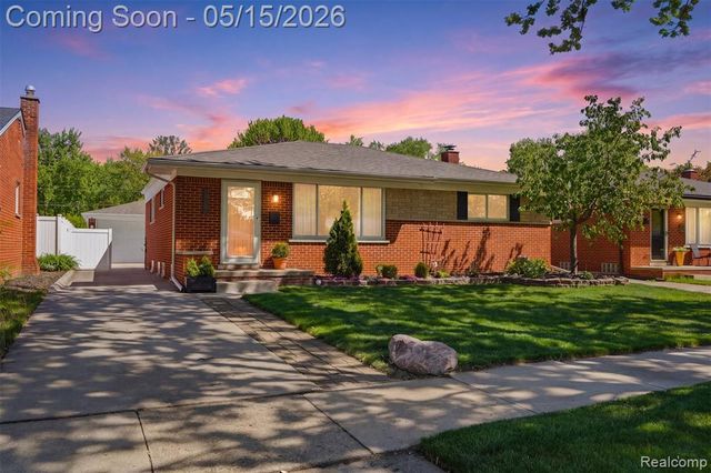 1333 Fontaine Avenue, Madison Heights, MI 48071