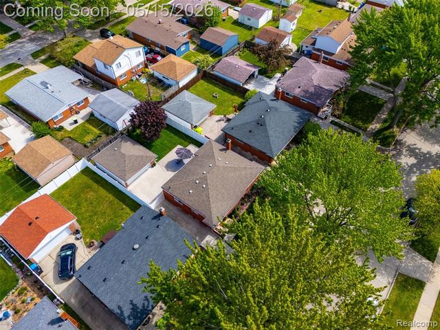 1333 Fontaine Avenue, Madison Heights, MI 48071