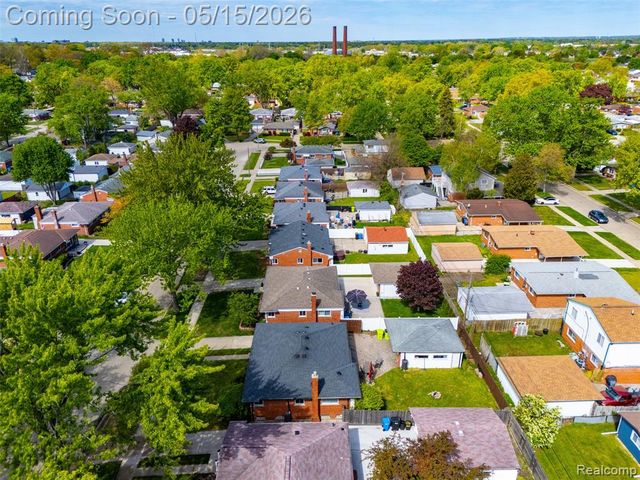 1333 Fontaine Avenue, Madison Heights, MI 48071