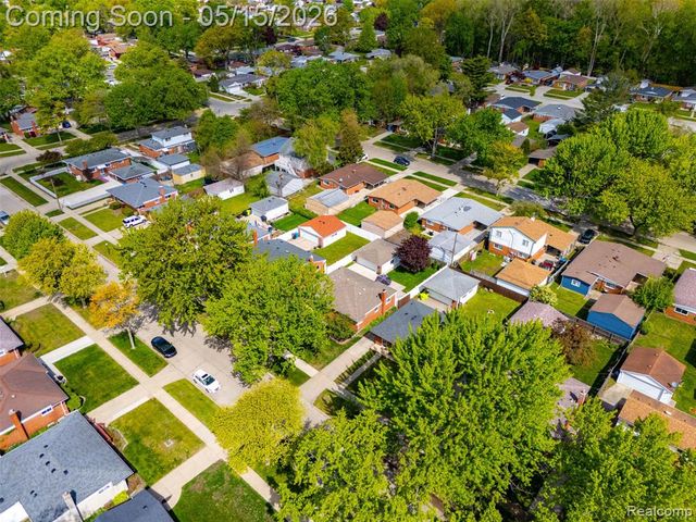 1333 Fontaine Avenue, Madison Heights, MI 48071