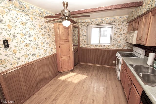 6448 Delores Boulevard, Brook Park, OH 44142