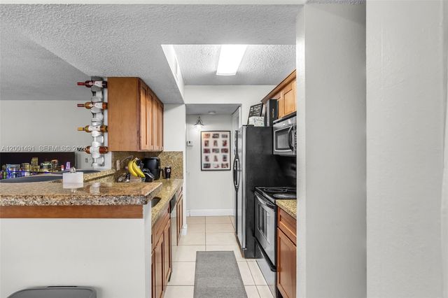 10680 SW 155th Place 1405, Miami, FL 33196