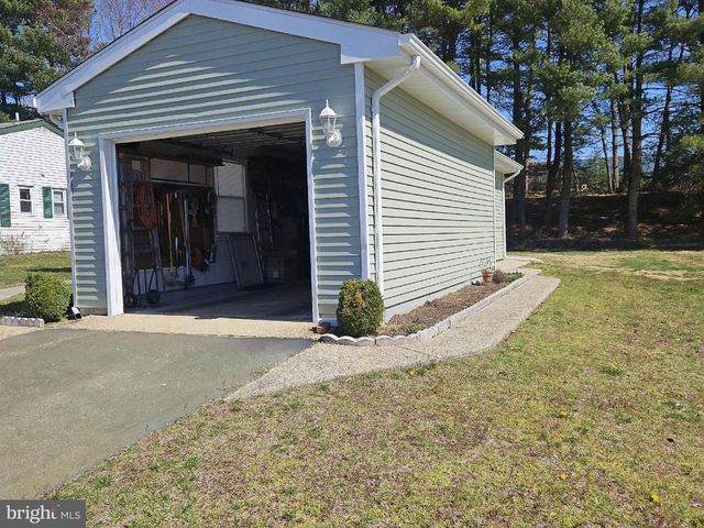 26 KINGSTON WAY, Southampton, NJ 08088