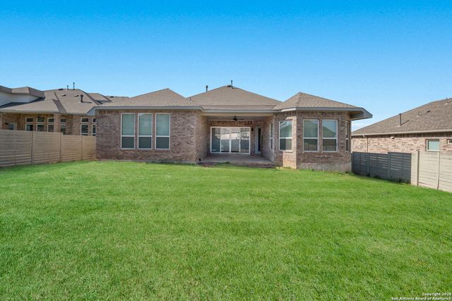 652 Vale Ct, New Braunfels, TX 78132