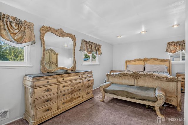 51 Patton Street, Iselin, NJ 08830