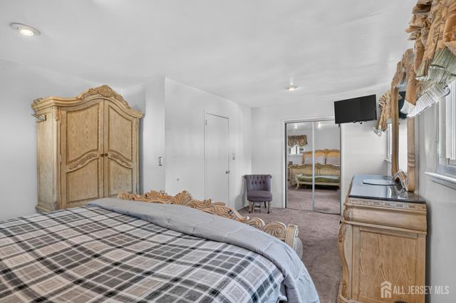 51 Patton Street, Iselin, NJ 08830