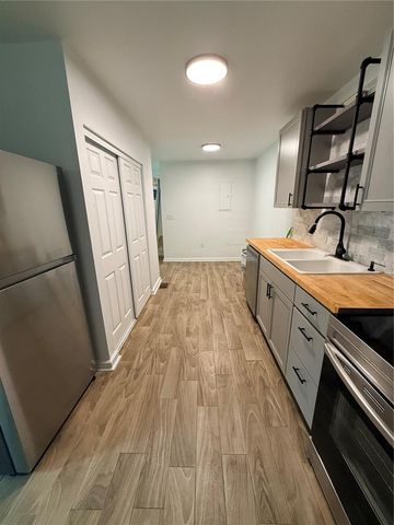 227 W WISCONSIN AVENUE, Deland, FL 32720