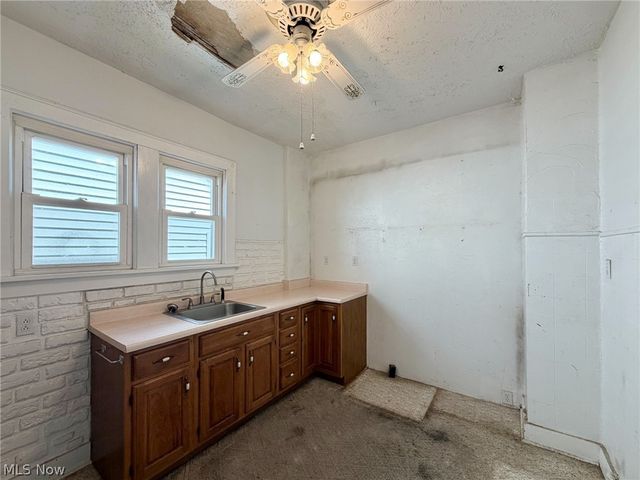 1652 Oregon Avenue, Steubenville, OH 43952