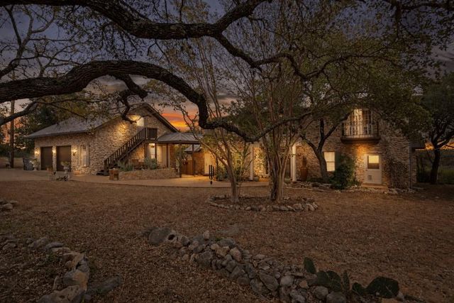 5229 Hupedo Ranch RD, Spicewood, TX 78669