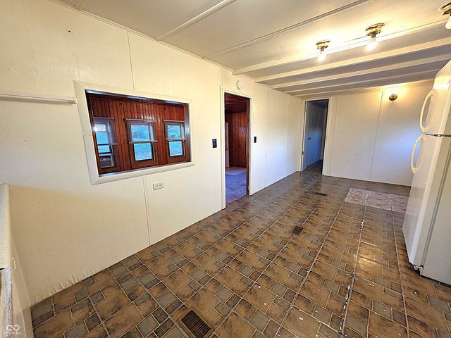 621 N North Street, Sharpsville, IN 46068